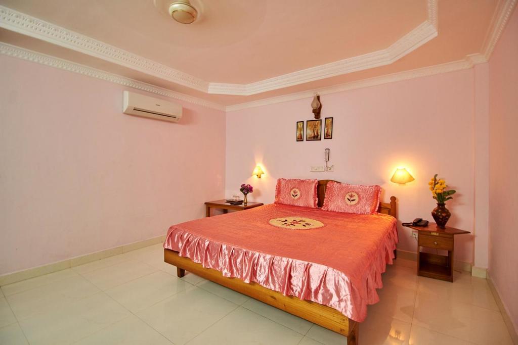 Hotel Periyar Meadows à Kumarakom Extérieur photo